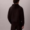 Camisola com capuz em tecido felpudo premium com Monogram e corte descontraído Camisola com capuz em tecido felpudo premium com Monogram e corte descontraído