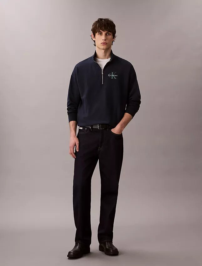 Camisola com fecho de correr de um quarto em tecido felpudo premium Monologo Camisola com fecho de correr de um quarto em tecido felpudo premium Monologo