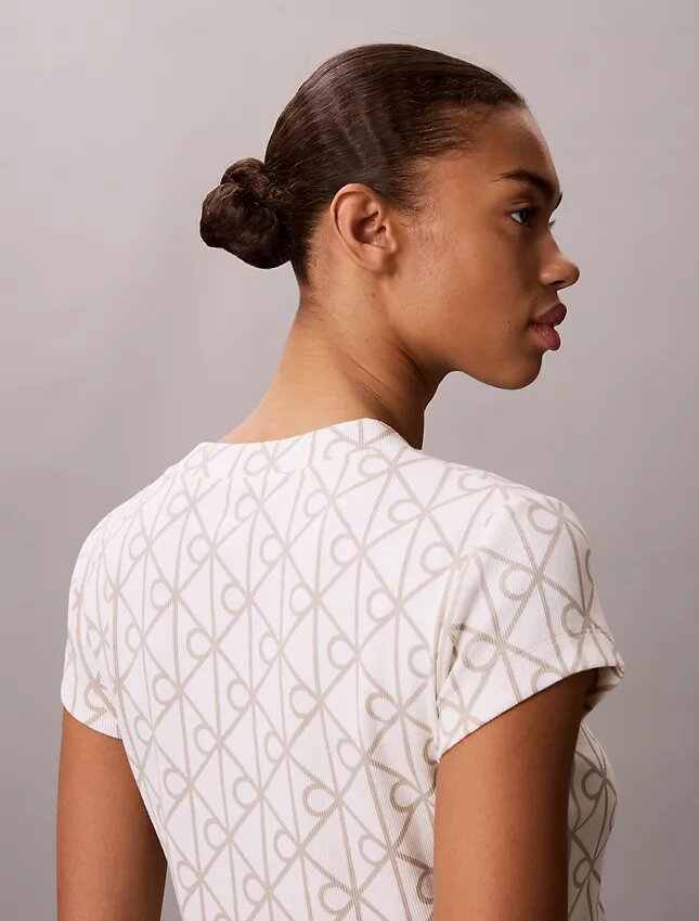 Camisola com logótipo Camisola com logótipo