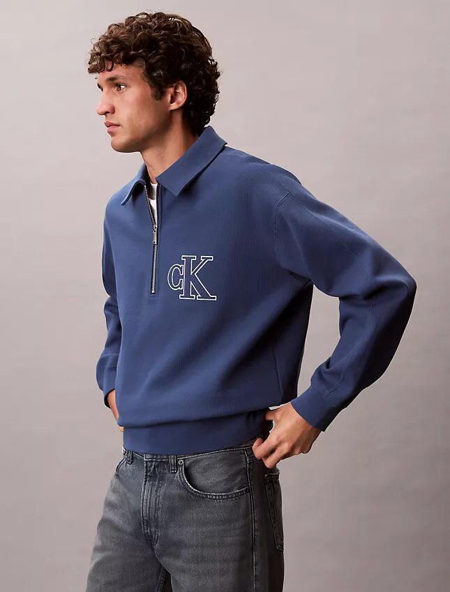 Camisola com logótipo Monogram e fecho de correr de um quarto Camisola com logótipo Monogram e fecho de correr de um quarto