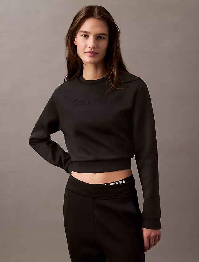 Camisola curta com gola redonda Camisola curta com gola redonda