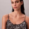 Camisola de alças em cetim estampado Camisola de alças em cetim estampado