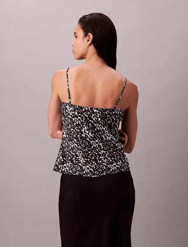 Camisola de alças em cetim estampado Camisola de alças em cetim estampado