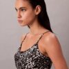 Camisola de alças em cetim estampado Camisola de alças em cetim estampado
