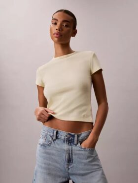 Camisola de bebé requintada