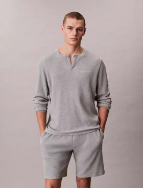Camisola de dormir Henley em malha waffle