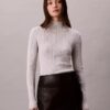 Camisola de gola alta com canelado em mistura de viscose Camisola de gola alta com canelado em mistura de viscose