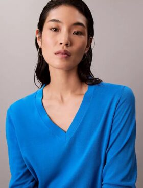 Camisola de gola em V em lã merino