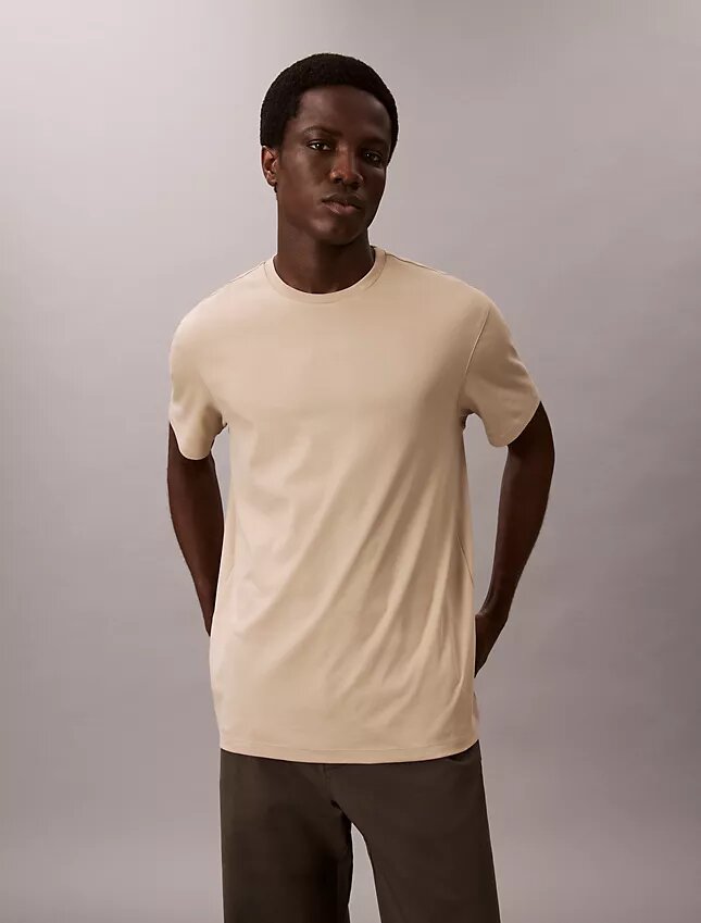 Camisola de gola redonda em algodão Supima Camisola de gola redonda em algodão Supima