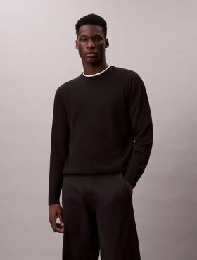Camisola de gola redonda em mistura de merino extrafina