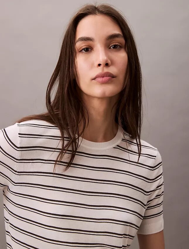 Camisola de manga curta em viscose Camisola de manga curta em viscose
