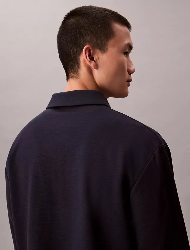 Camisola Descontraída com Emblema Camisola Descontraída com Emblema