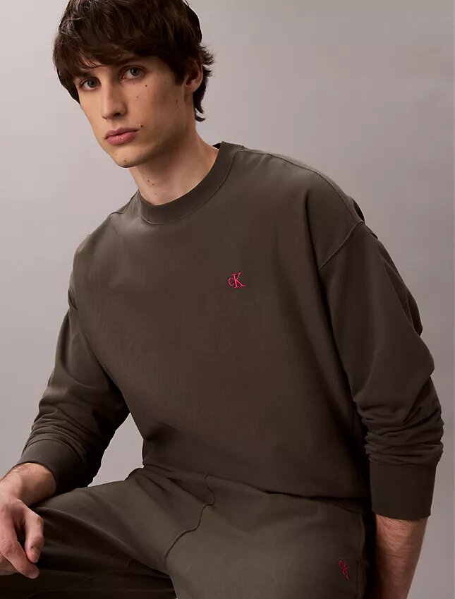 Camisola Descontraída em Felpa Premium Camisola Descontraída em Felpa Premium