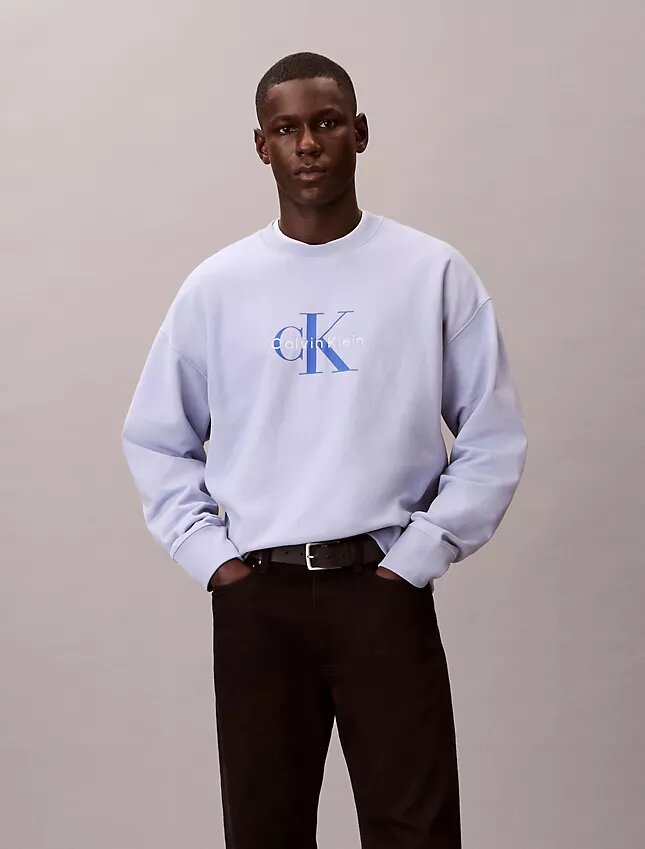 Camisola Descontraída em Felpa Premium com Logótipo Monogram Camisola Descontraída em Felpa Premium com Logótipo Monogram