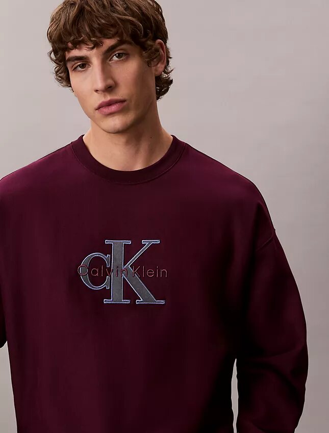Camisola Descontraída em Felpa Premium Monologo Camisola Descontraída em Felpa Premium Monologo