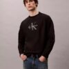Camisola Descontraída em Tecido Felpudo Premium com Logótipo Monogram Camisola Descontraída em Tecido Felpudo Premium com Logótipo Monogram