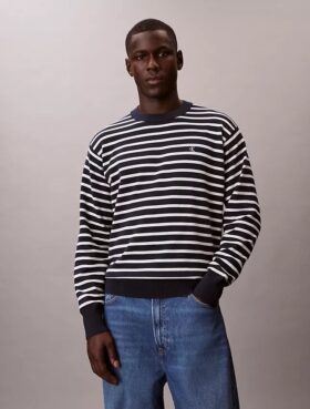 Camisola fácil de usar com riscas em algodão suave