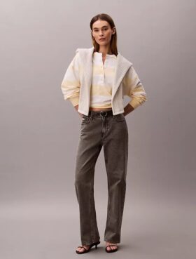 Camisola Henley com riscas universitárias