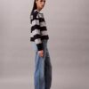 Camisola Henley com riscas universitárias