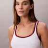 Camisola sem mangas com acabamento em canelado contrastante Camisola sem mangas com acabamento em canelado contrastante