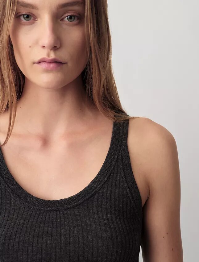 Camisola sem mangas com canelado Ella Camisola sem mangas com canelado Ella