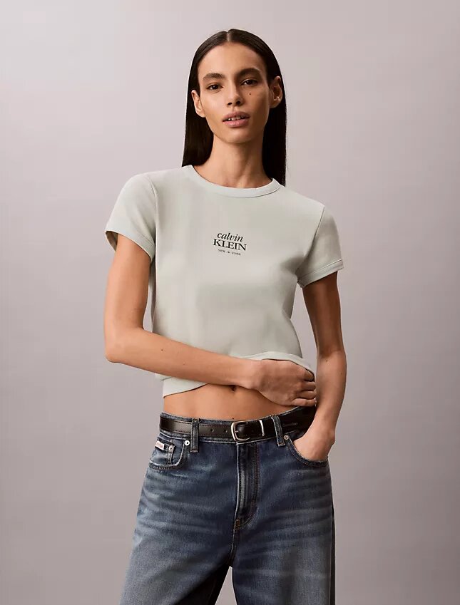 Camisola sem mangas com logótipo gráfico e canelado Camisola sem mangas com logótipo gráfico e canelado