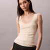 Camisola sem mangas em malha canelada de mistura de viscose Camisola sem mangas em malha canelada de mistura de viscose