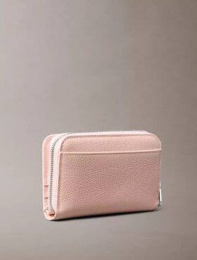 Carteira com aba e fecho de correr minimalista com Monogram