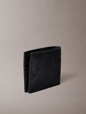 Carteira dobrável com emblema em relevo e bolsa para moedas Carteira dobrável com emblema em relevo e bolsa para moedas