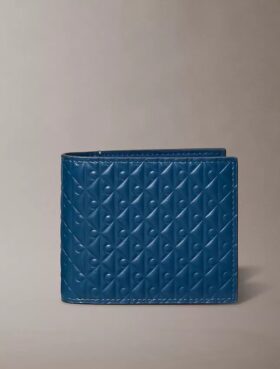 Carteira dobrável com monogram em relevo em toda a superfície e bolsa para moedas