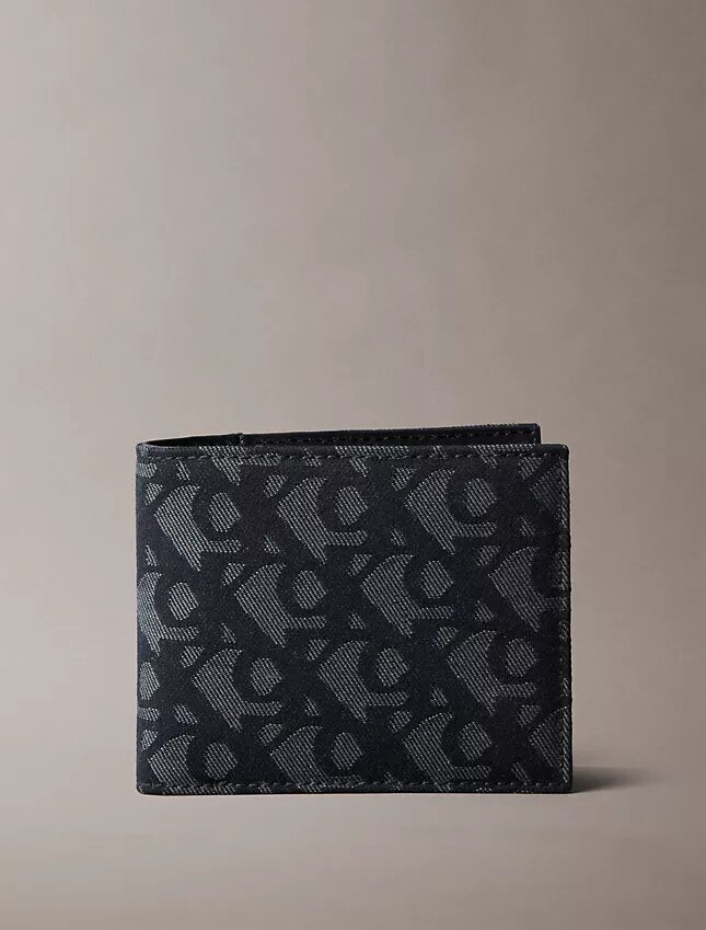 Carteira dobrável com Monogram em toda a superfície Carteira dobrável com Monogram em toda a superfície