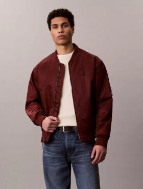 Casaco Bomber de Nylon