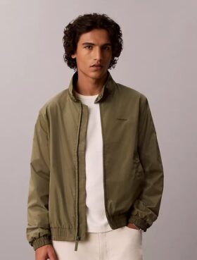 Casaco bomber em nylon com padrão quadriculado