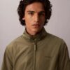 Casaco bomber em nylon com padrão quadriculado