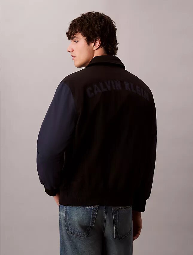Casaco bomber universitário em nylon e algodão Casaco bomber universitário em nylon e algodão
