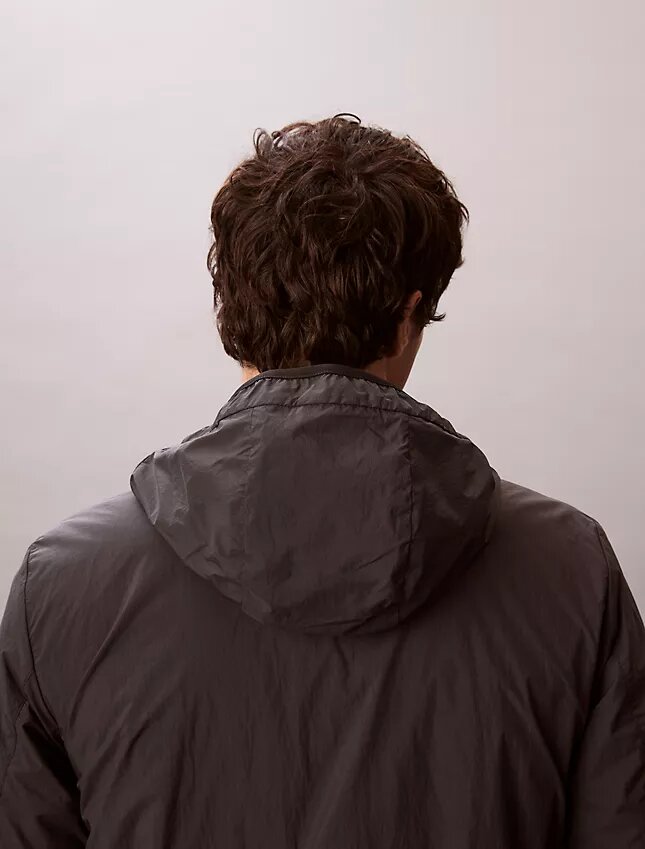 Casaco corta-vento em nylon Casaco corta-vento em nylon