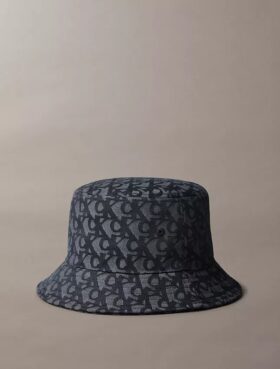 Chapéu de pescador com jacquard Monogram em toda a superfície