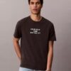 Ckj T-shirt clássica com gráfico Ckj T-shirt clássica com gráfico
