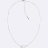 Colar com pingente em forma de gota