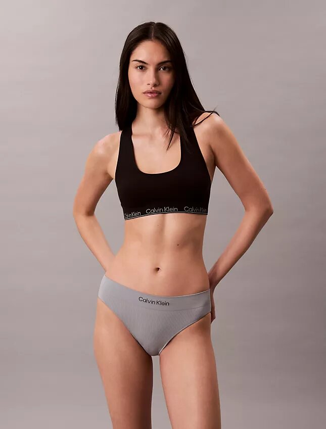 Conjunto de 3 biquínis sem costuras em Microfiber com canelado Conjunto de 3 biquínis sem costuras em Microfiber com canelado