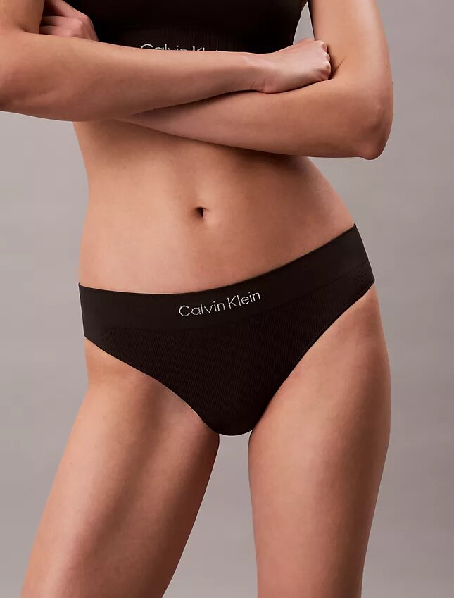 Conjunto de 3 biquínis sem costuras em Microfiber com canelado Conjunto de 3 biquínis sem costuras em Microfiber com canelado