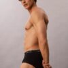 Conjunto de 5 cuecas slip clássicas de algodão Conjunto de 5 cuecas slip clássicas de algodão