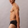 Conjunto de 5 cuecas slip clássicas de algodão Conjunto de 5 cuecas slip clássicas de algodão