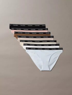 Conjunto de 7 Bikinis com logótipo icónico