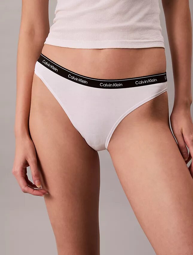 Conjunto de 7 Bikinis com logótipo icónico Conjunto de 7 Bikinis com logótipo icónico