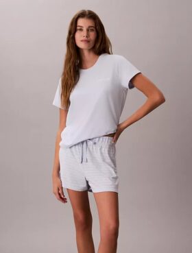 Conjunto de t-shirt e calções em mistura de viscose e algodão