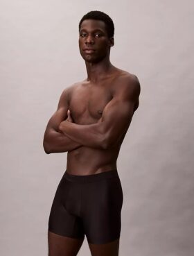 Cueca Boxer Brief preta Ck