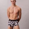 Cueca Low Rise Trunk com estampado preto CK Black Cueca Low Rise Trunk com estampado preto CK Black