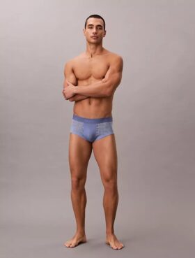 Cueca Low Rise Trunk em renda de microfibra