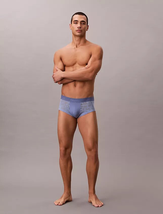 Cueca Low Rise Trunk em renda de microfibra Cueca Low Rise Trunk em renda de microfibra